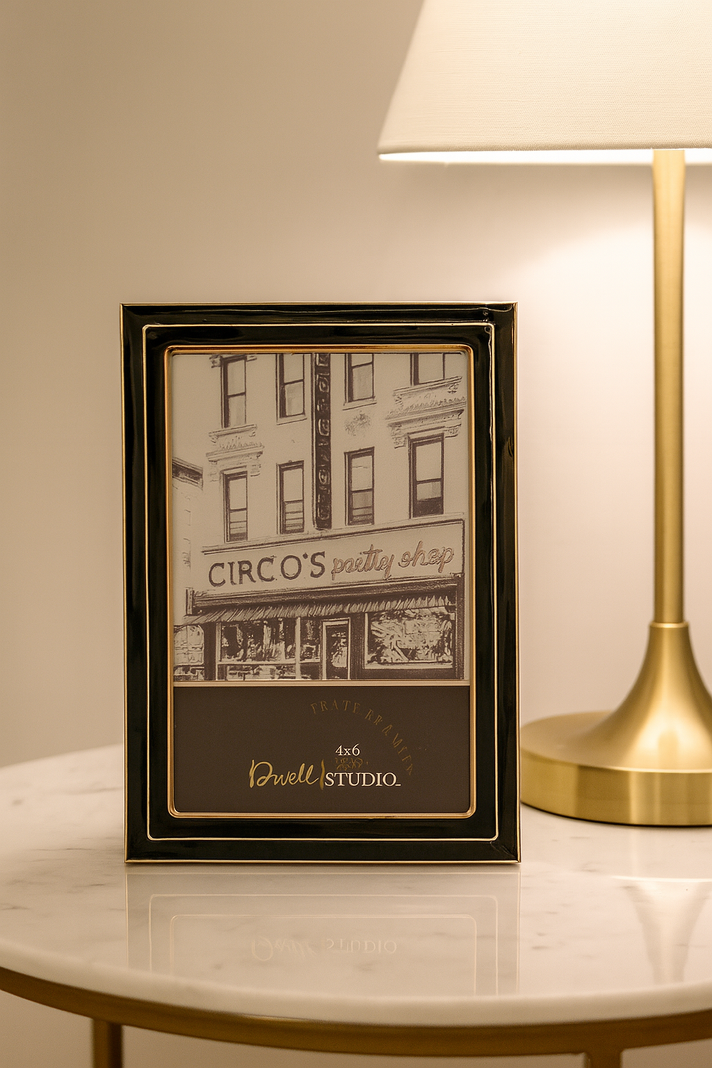 The Grosvenor Noir Frame
