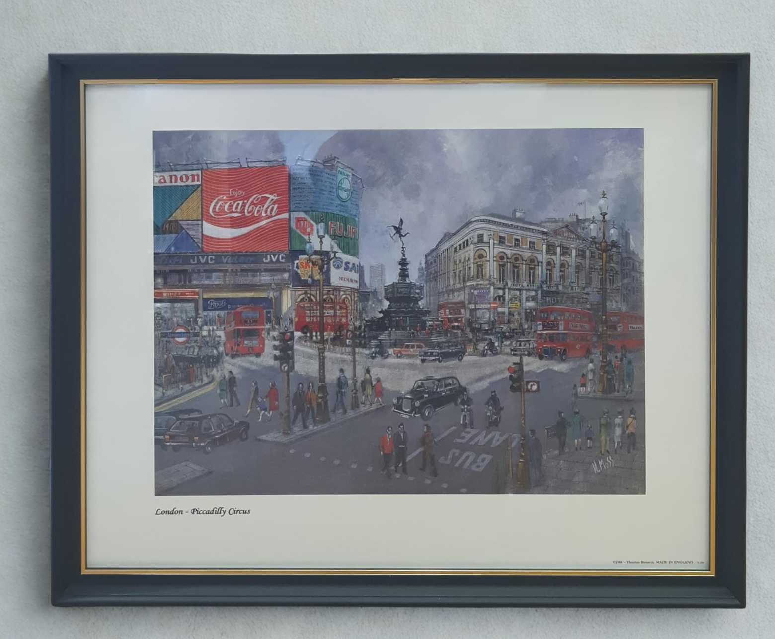 “London – Piccadilly Circus” Framed Wall Art