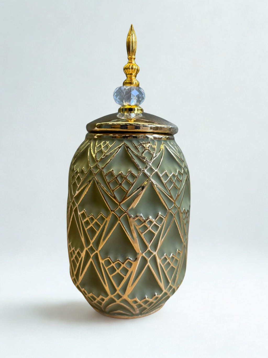 Emerald Majesty Temple Jar – Medium