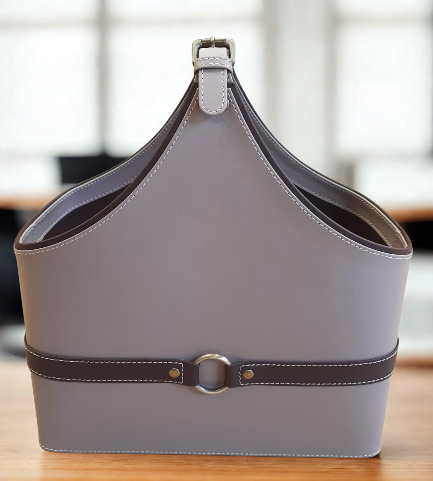 Oxford Magazine Holder