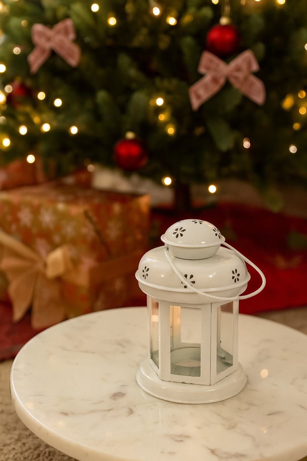 The Snowdrop Lantern - White