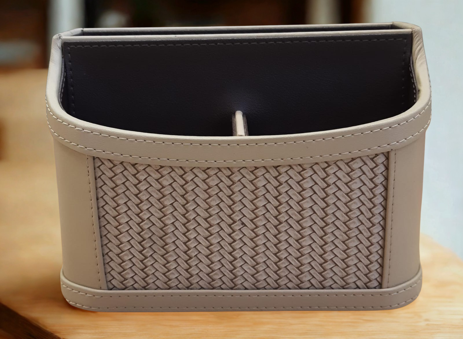 Camellia Compact Organiser
