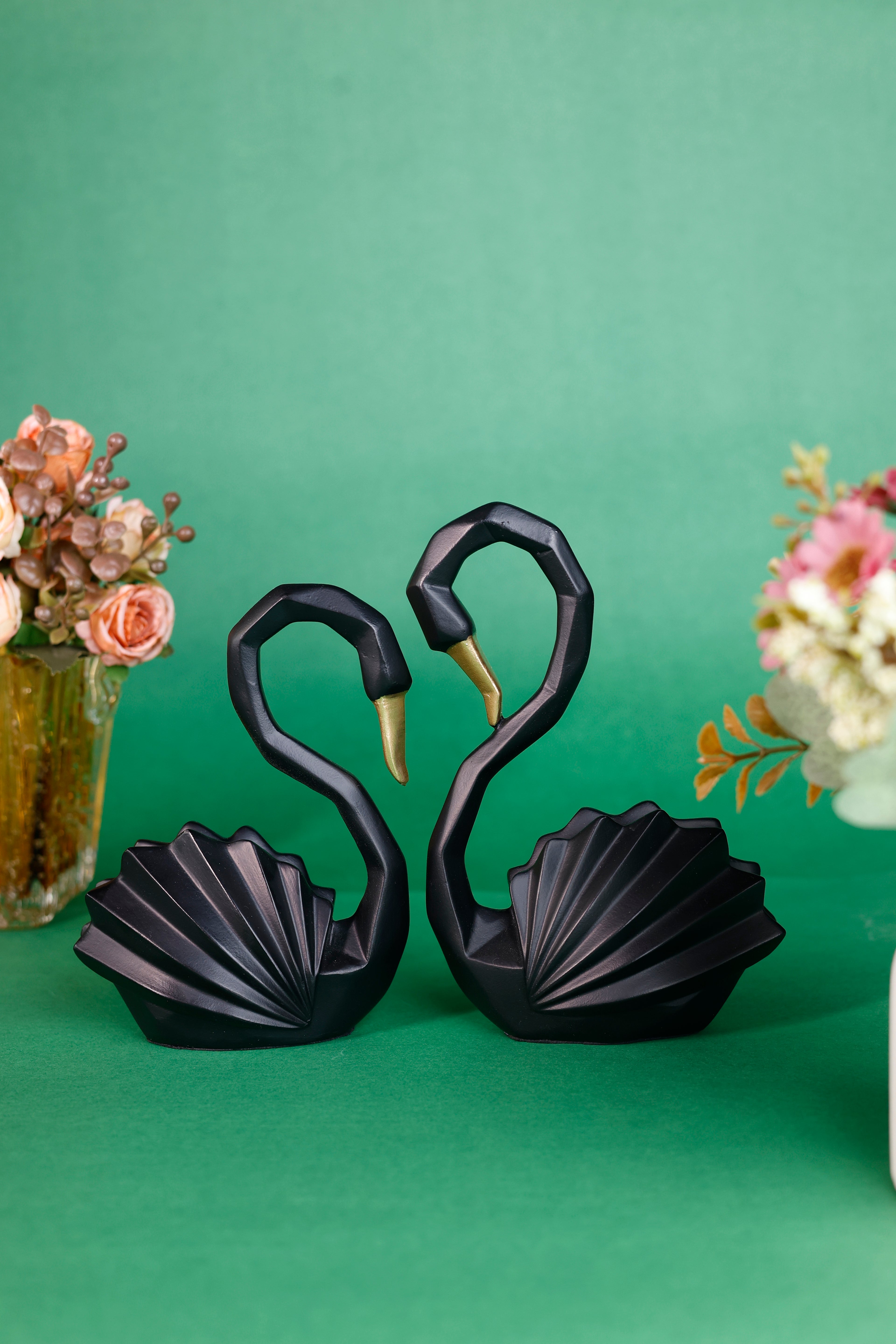 The Noir Swan Éternelle Set