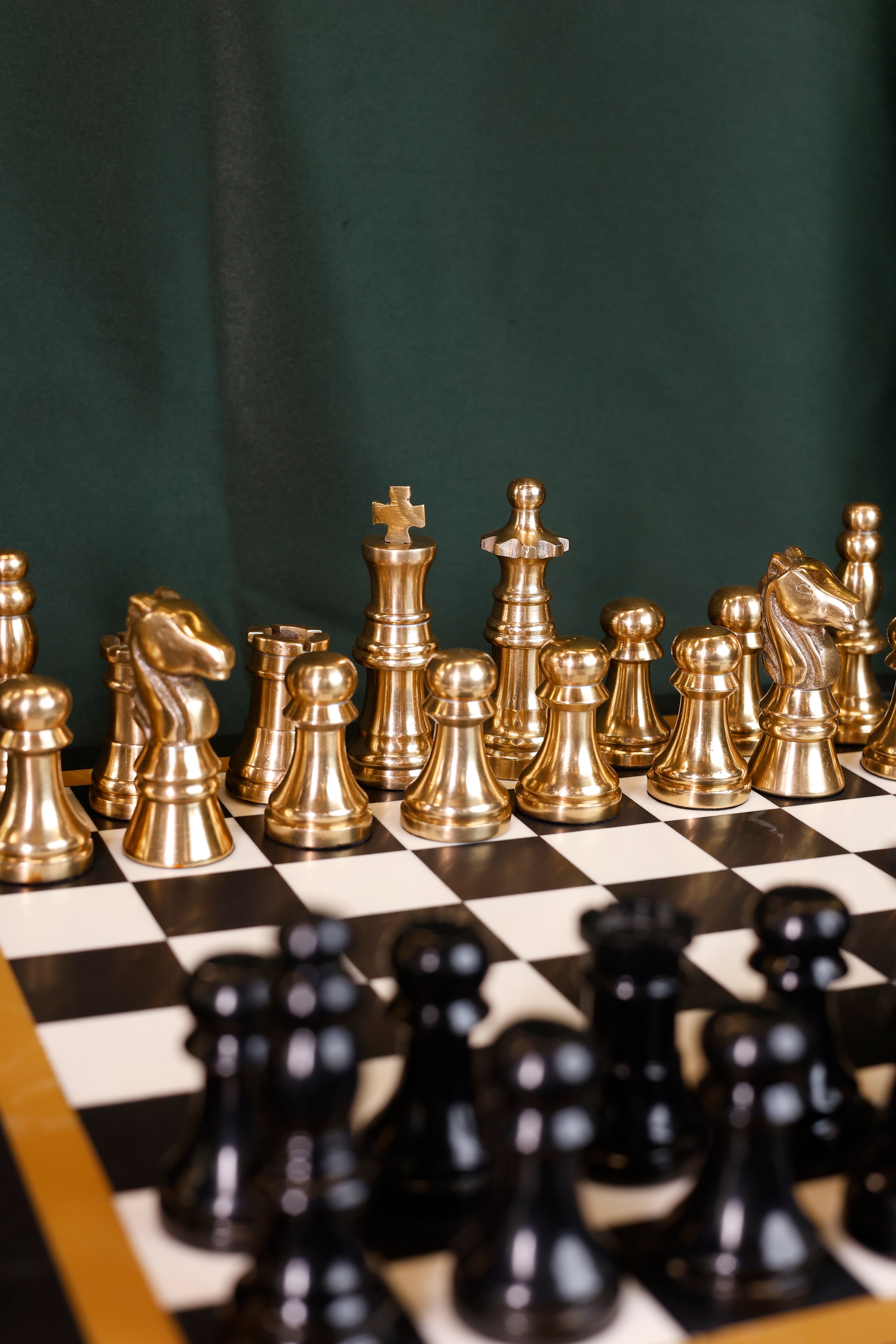 The Queen’s Gambit Chess Set