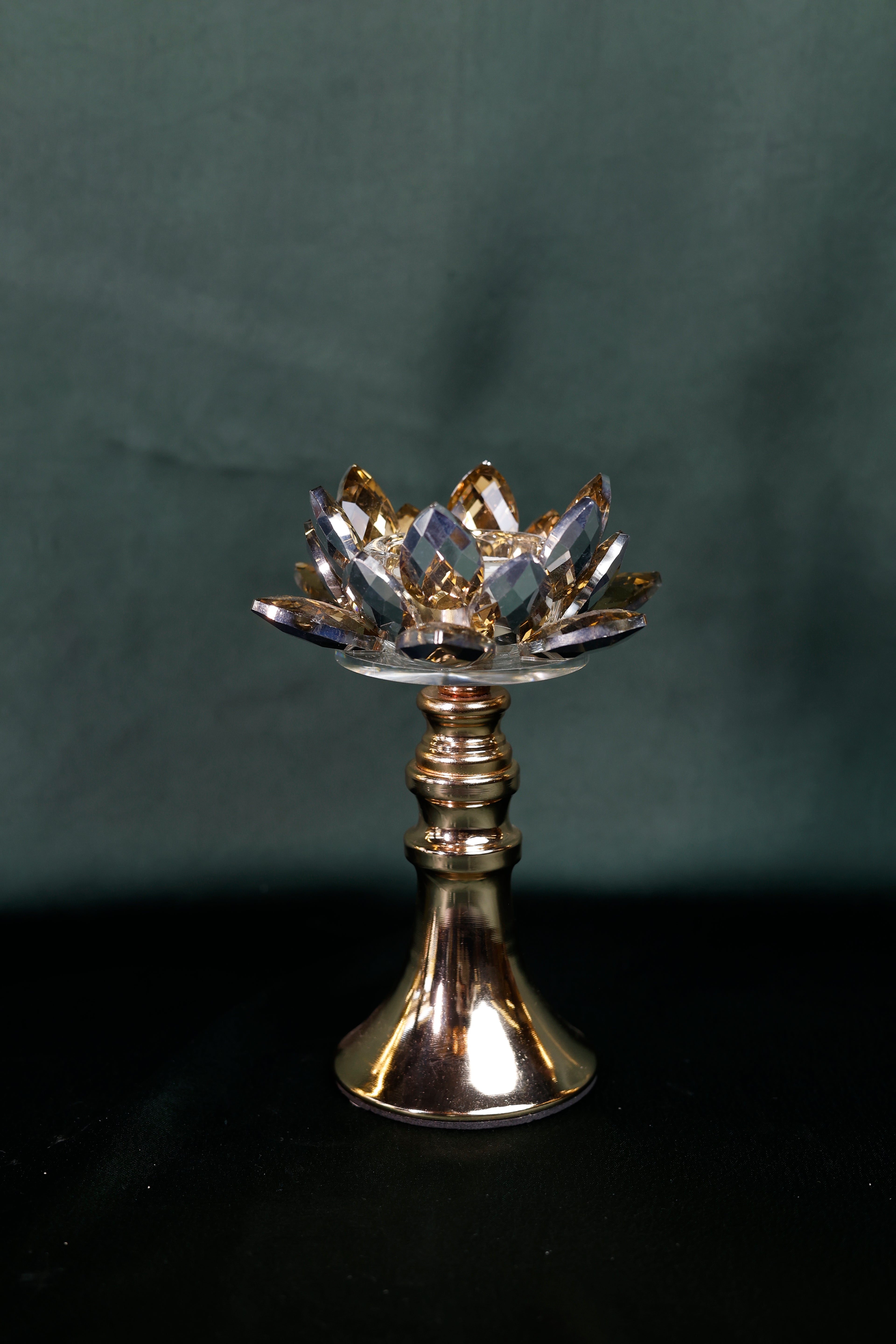 Golden Lotus Glow candle stand - Large