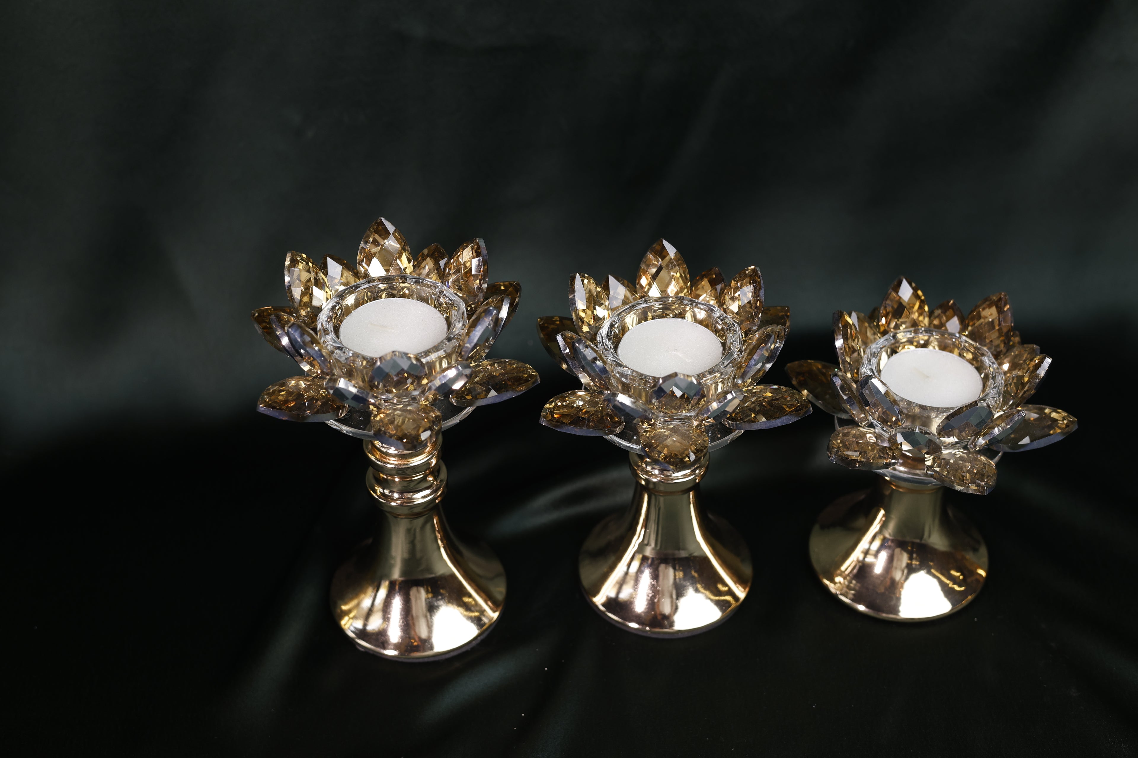 Golden Lotus Glow Candle Stand – Small