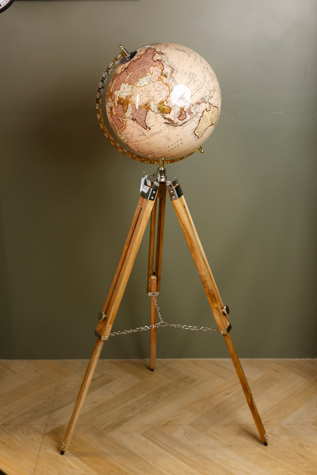 The Orbis Explorer Globe
