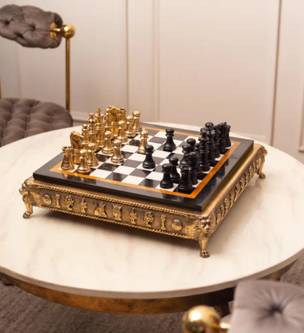 The Queen’s Gambit Chess Set