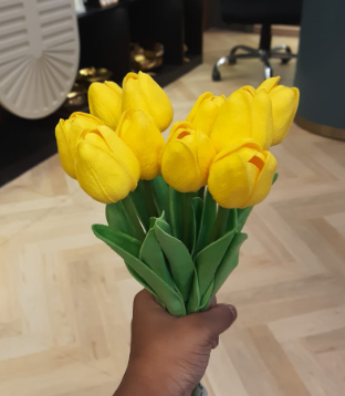 The Belgravia Sunshine Tulips – Yellow