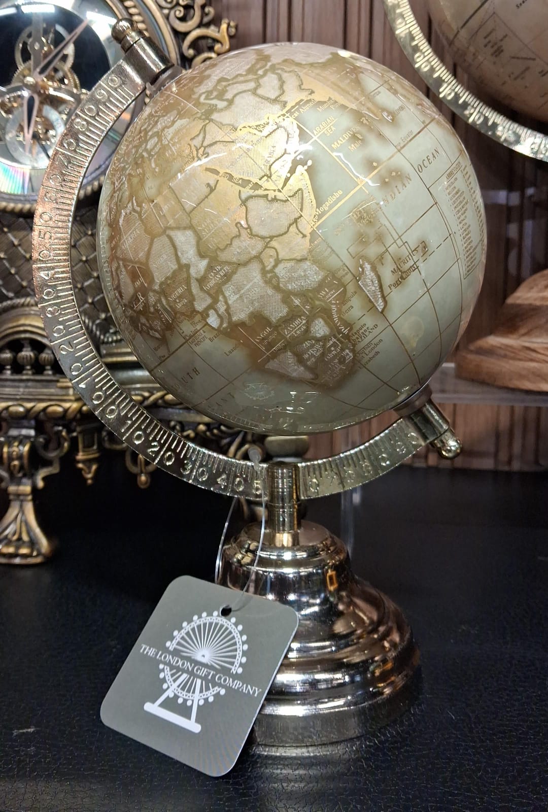 The Solis Atlas Globe – Medium