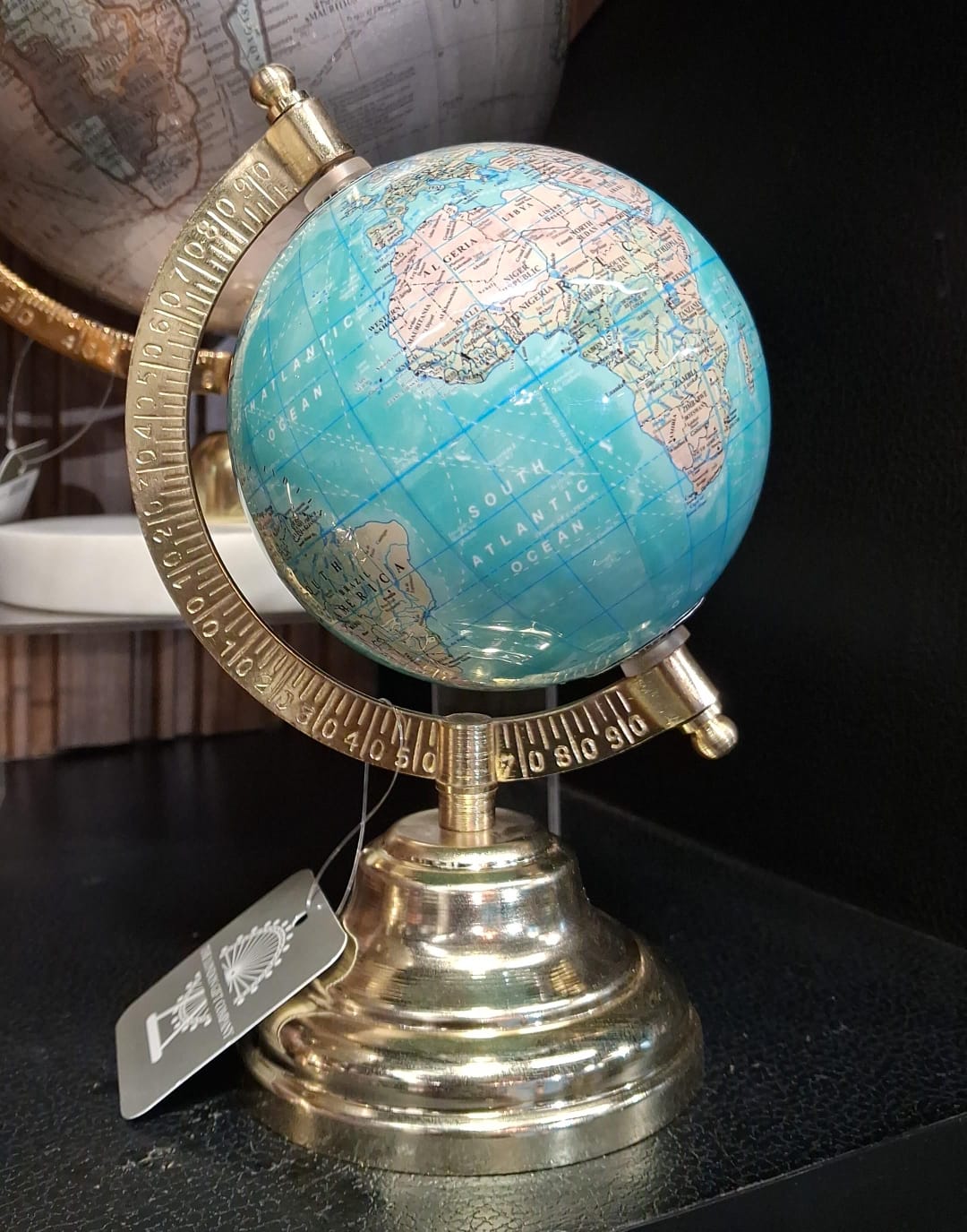 The Viento Atlas Globe – Small