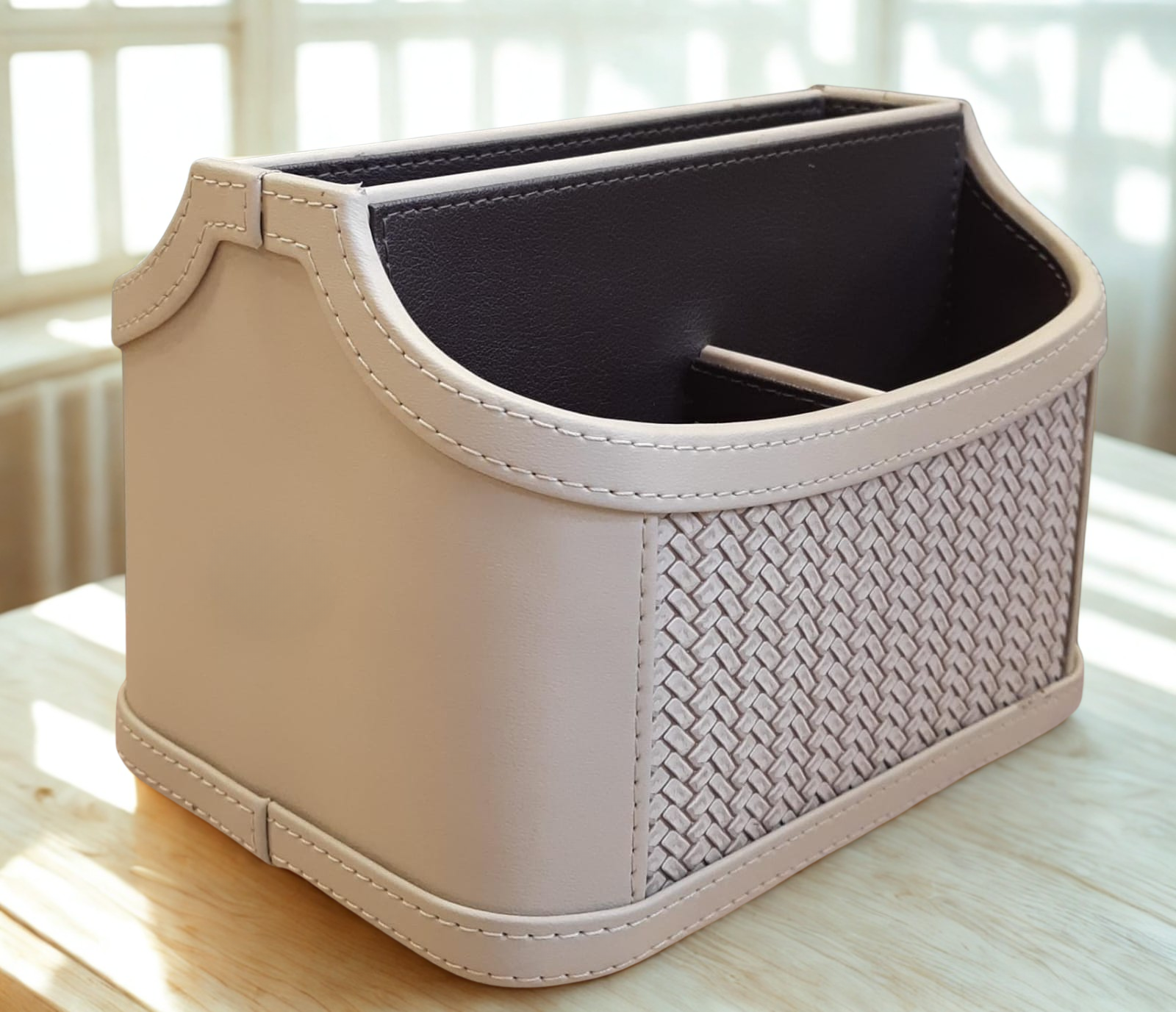 Camellia Compact Organiser