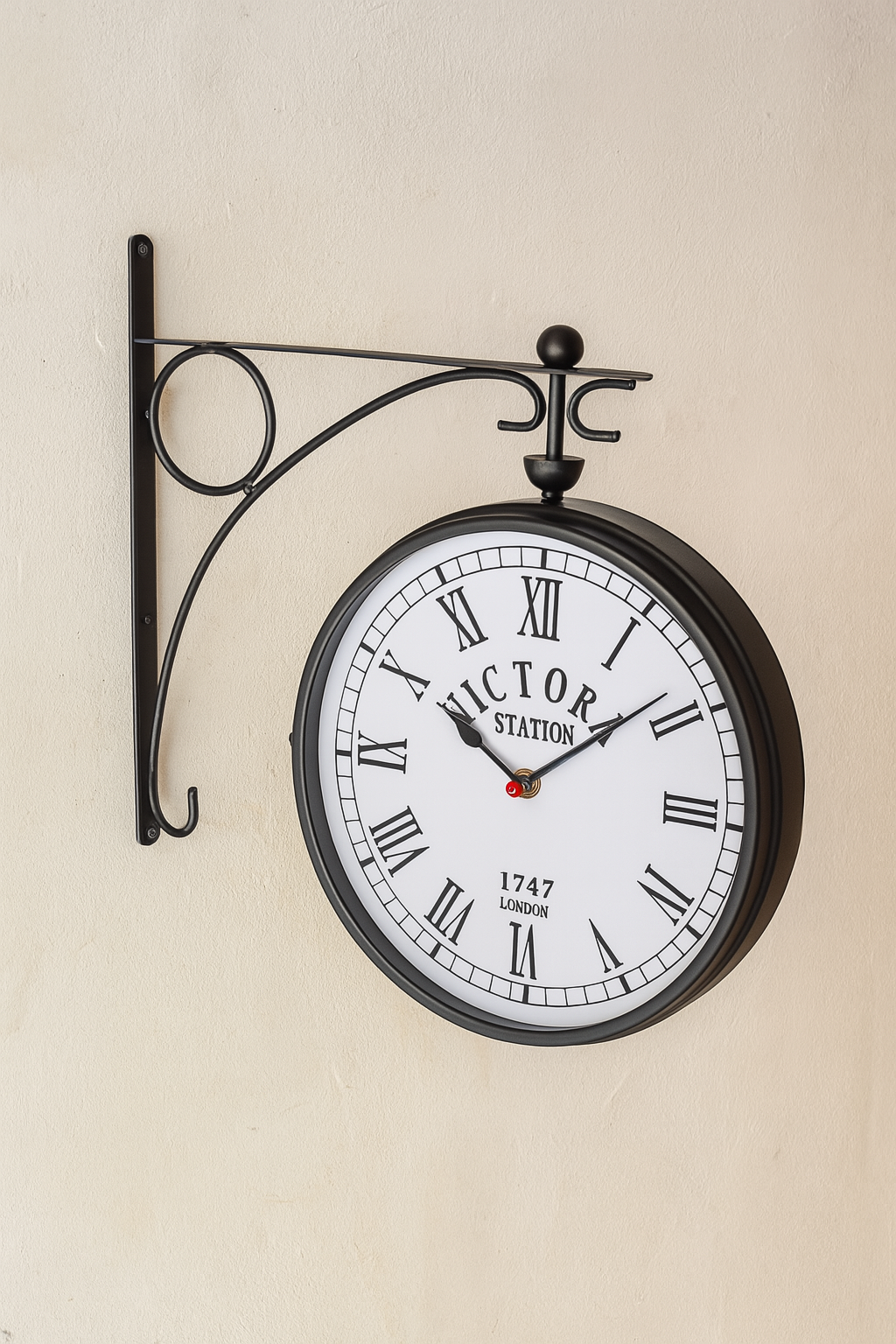The Victoria Station Wall Clock – Small