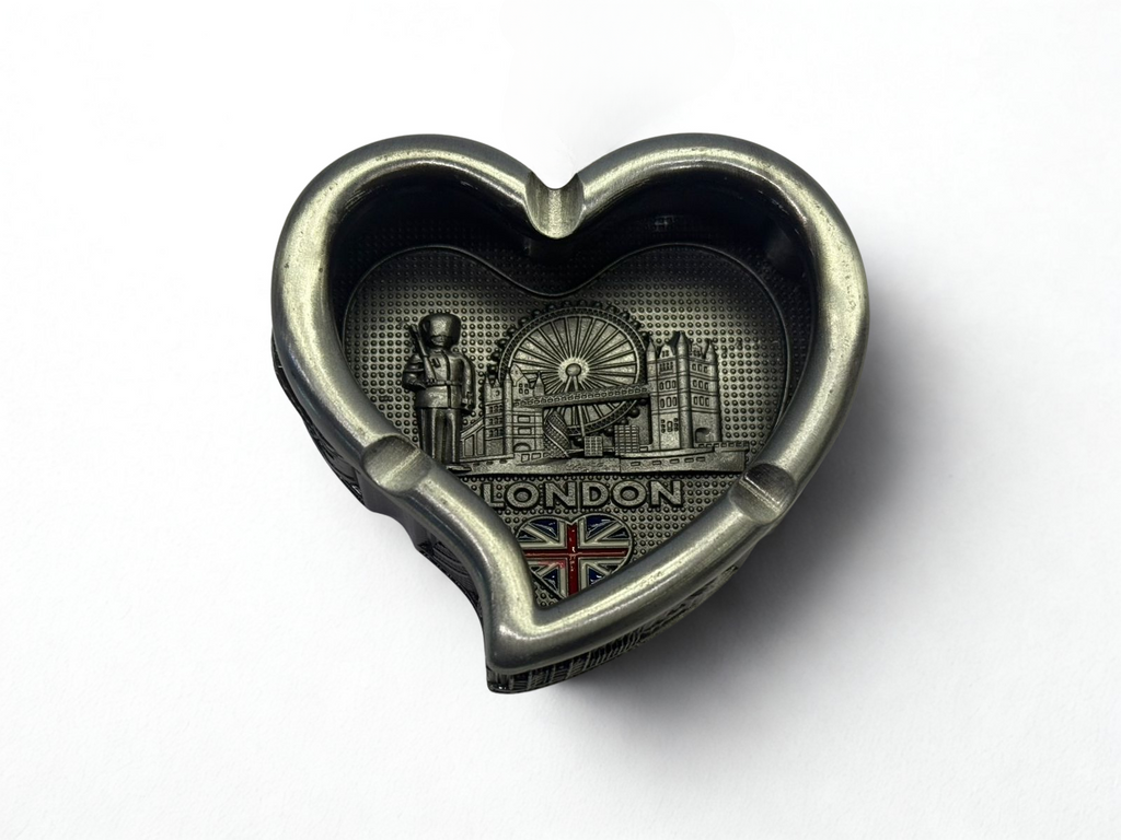 Timeless London Heart Ashtray – Silver