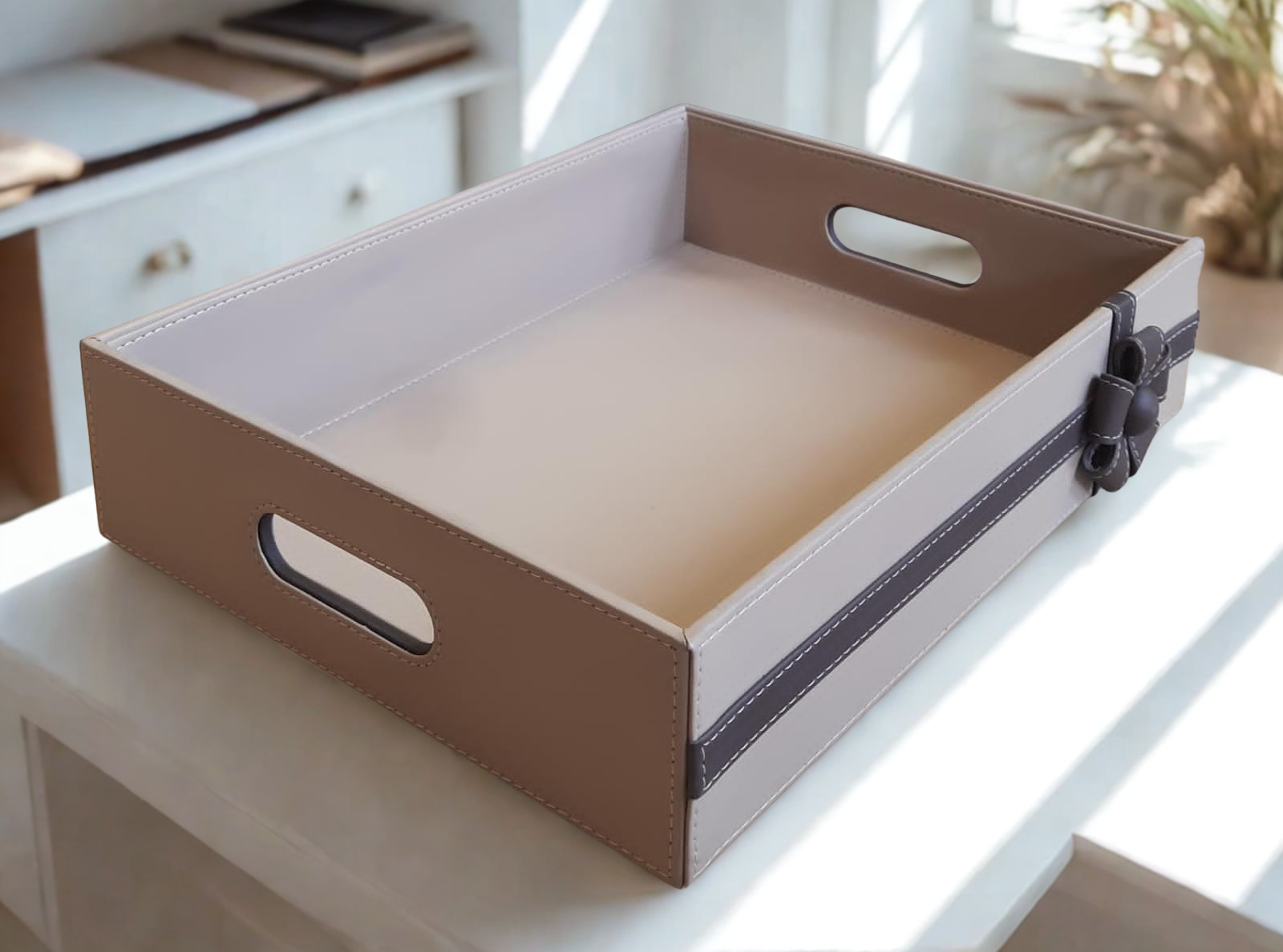 The Duchess Bow Tray - Medium