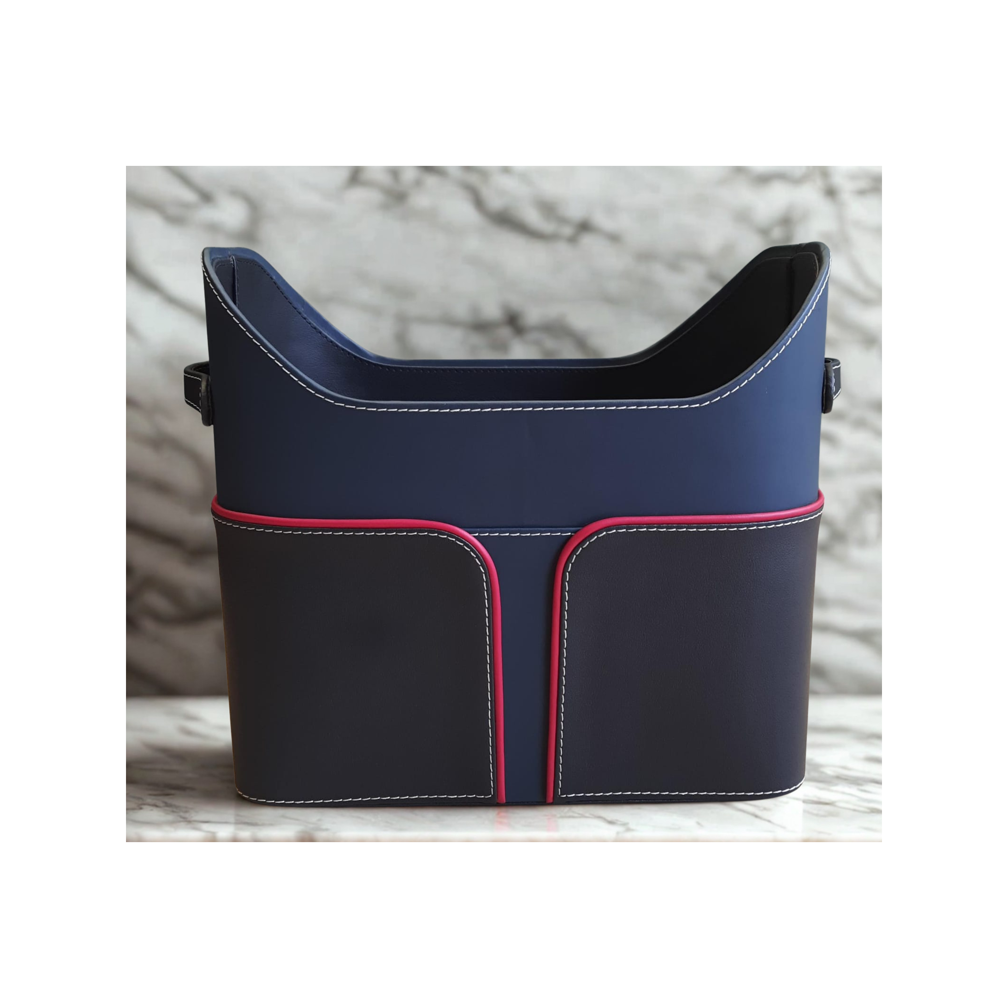Berkeley Suite – Magazine Holder