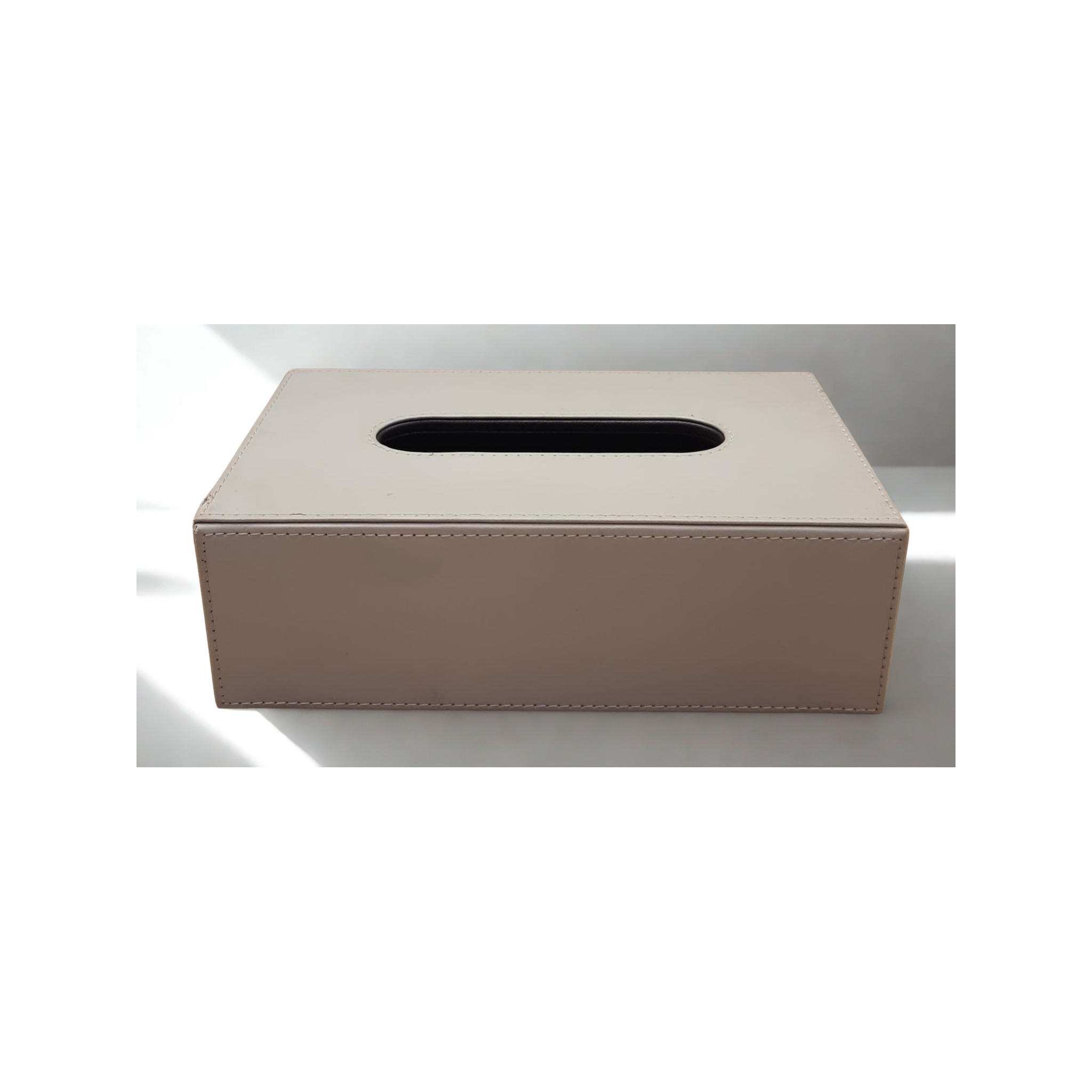 Balmoral Tissue Box - Ivory
