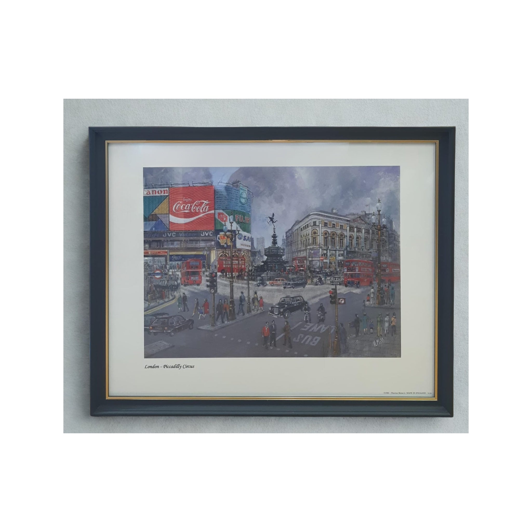“London – Piccadilly Circus” Framed Wall Art